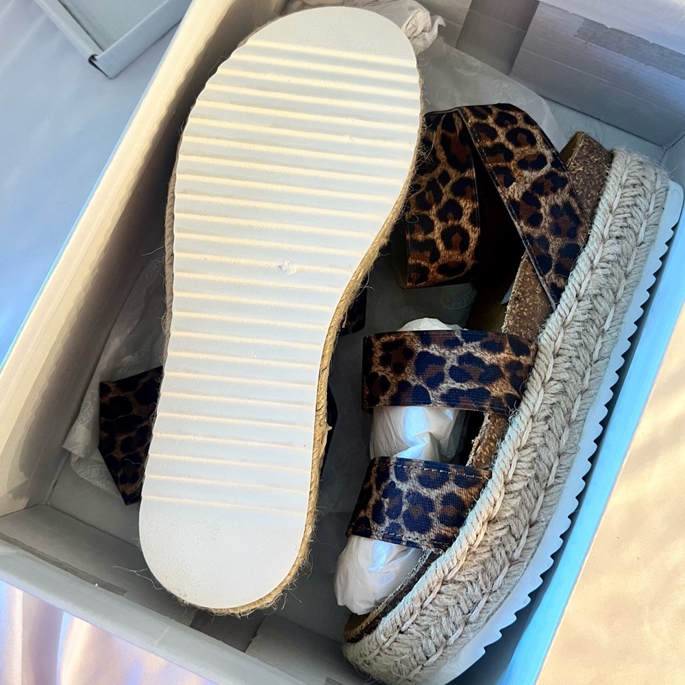 Steve Madden kimmie Leopard Platform NEW